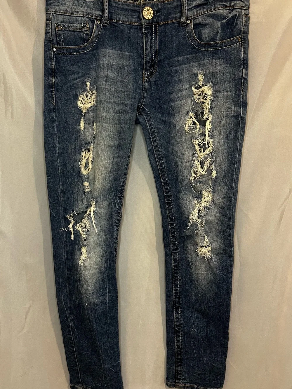 Ariya Distressed Dark Blue Skinny Jeans